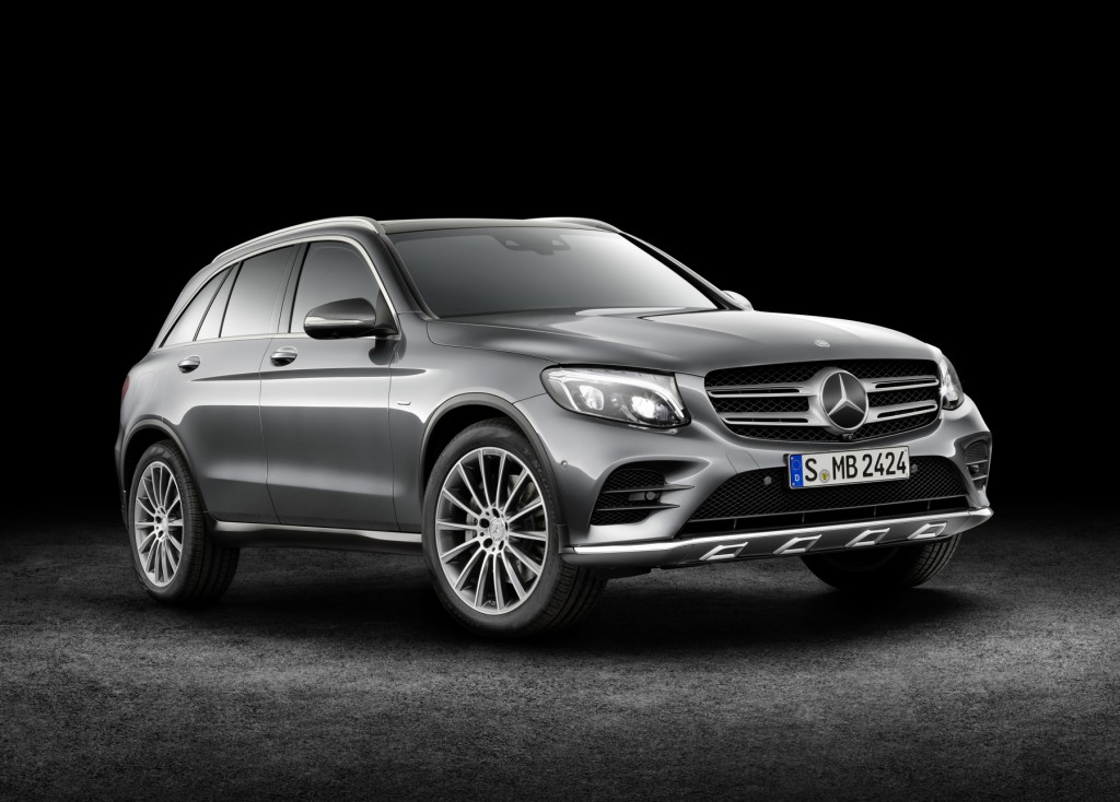 Mercedes-Benz GLC 350e 4MATIC, EDITION 1, SELENITGRAU, AMG Line Exterieur Mercedes-Benz GLC 350e 4MATIC EDITION 1, Selenite Grey, AMG Line, Exterior