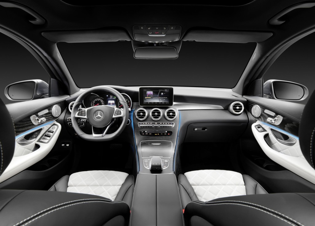 Mercedes-Benz GLC 350e 4MATIC, EDITION 1, Designo Leder Nappa Platinweiß Interieur Mercedes-Benz GLC 350 e 4MATIC, EDITION 1, Designo, Platinum White Interior