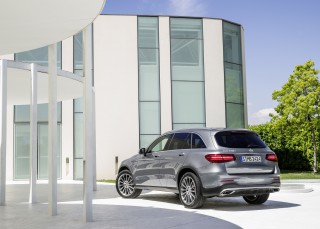 Mercedes-Benz GLC 350e 4MATIC, EDITION 1, SELENITGRAU, AMG Line Exterieur Mercedes-Benz GLC 350e 4MATIC EDITION 1, Selenite Grey, AMG Line, Exterior